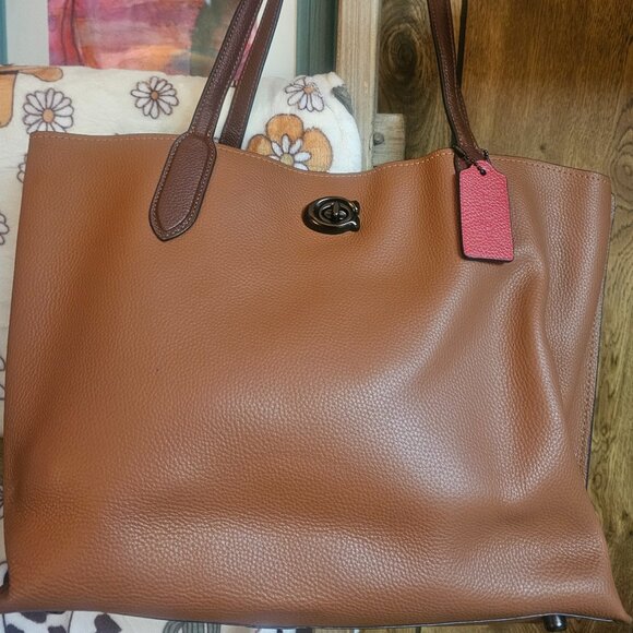 Handbags - Coach bag